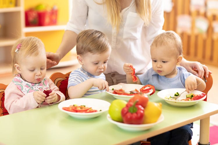 bienveillance repas creche