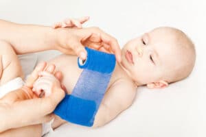 geste de premier secours bébé